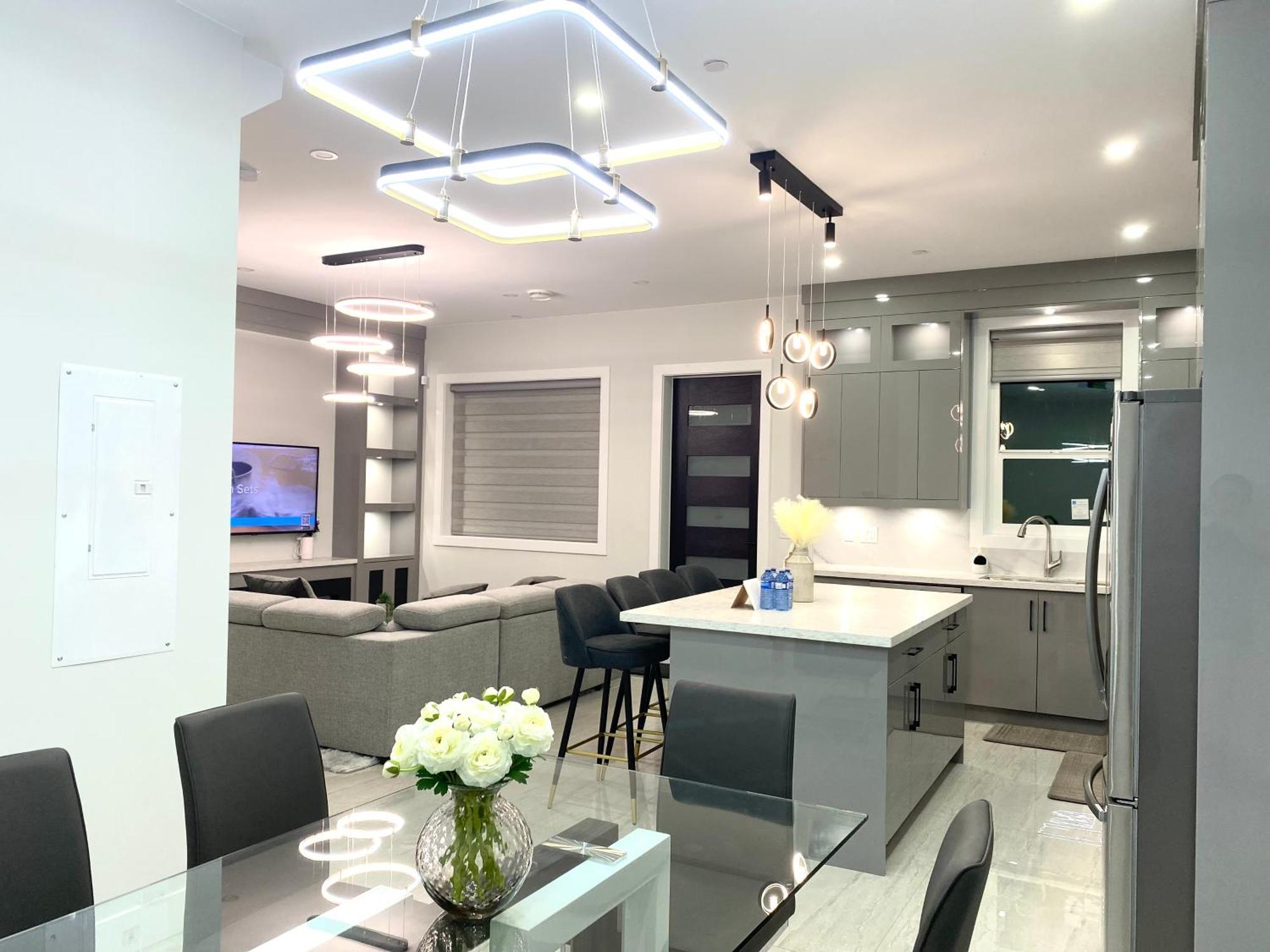 Apartamento Modern And New House Near Pne With Big Garden And Free Parking Vancouver Exterior foto